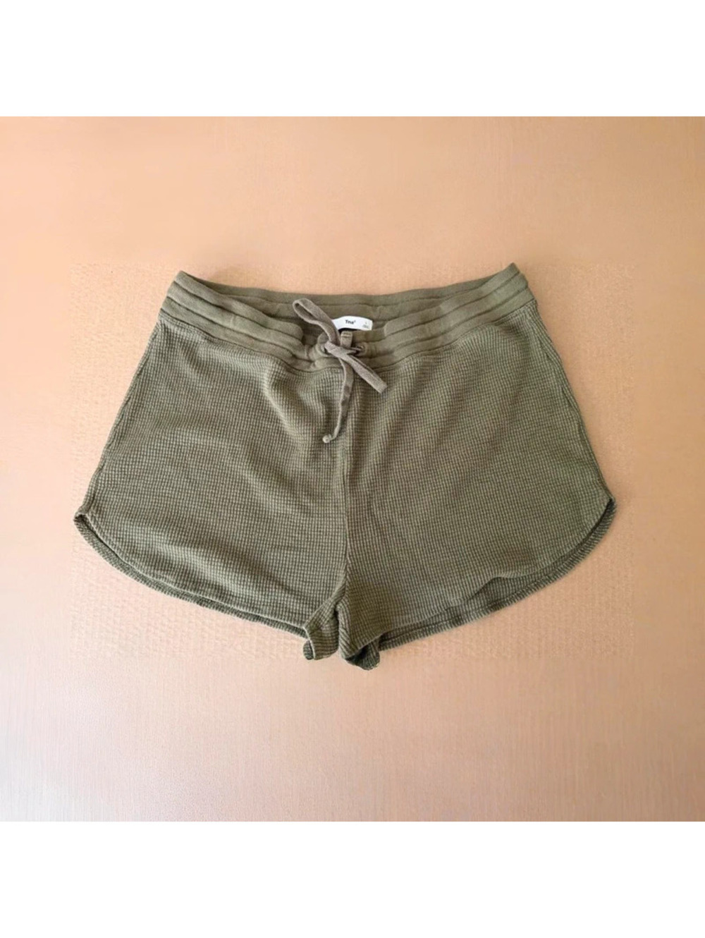 Aritzia TNA shorts